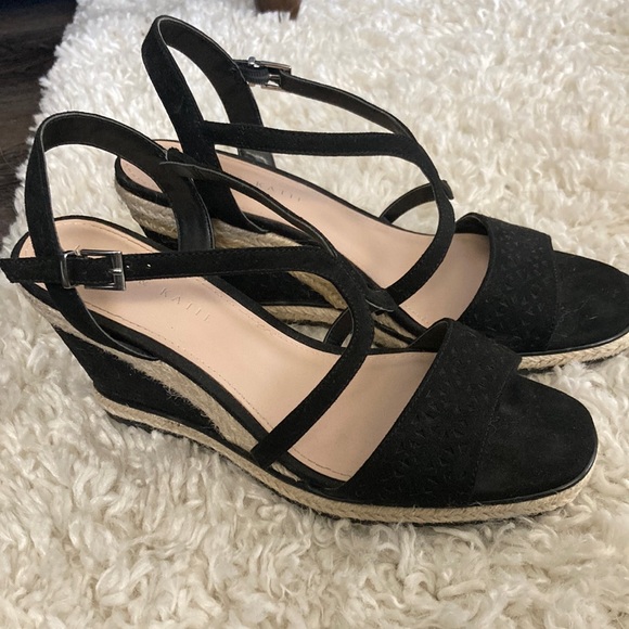Kelly & Katie Shoes - Kelly & Katie 9.5 Wedge Sandal
